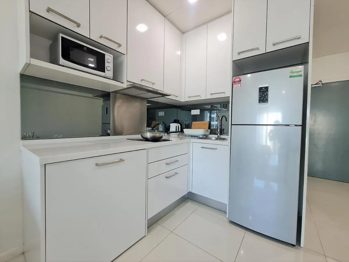 Mercu Summer Suites Bukit Bintang Kuala Lumpur Apartment