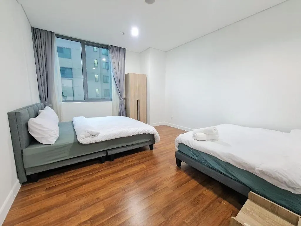 Mercu Summer Suites Bukit Bintang Kuala Lumpur Apartment