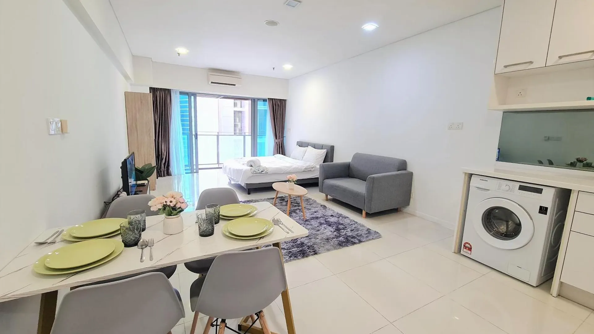 Mercu Summer Suites Bukit Bintang Kuala Lumpur Apartment