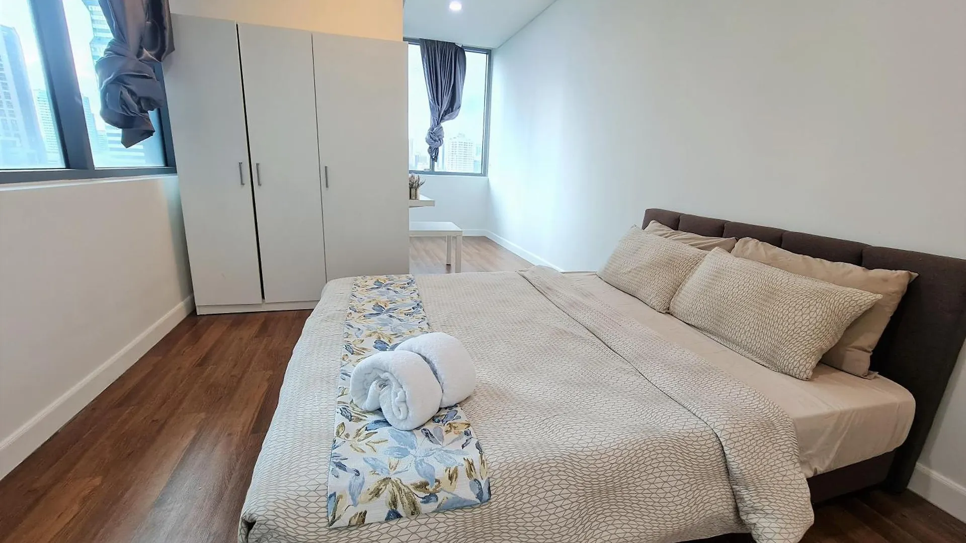 Mercu Summer Suites Bukit Bintang Kuala Lumpur Apartment